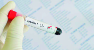 Brasil sofre epidemia de sífilis; veja como se proteger