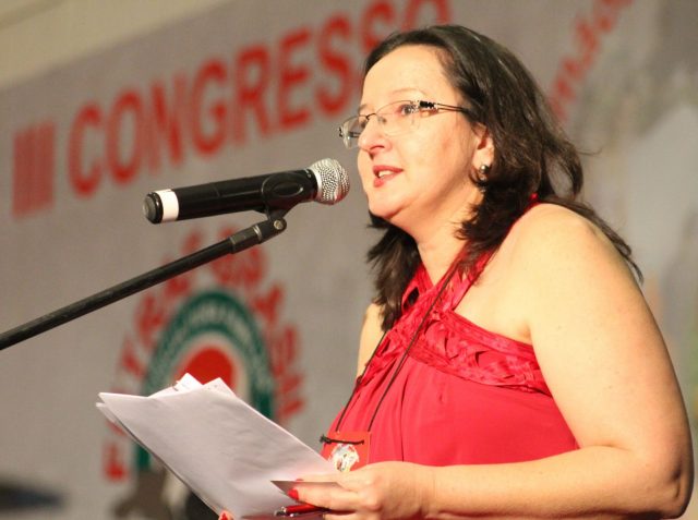 Rosane Bertotti é Secretária Nacional de Formação da CUT