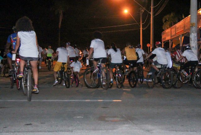 Passeio ciclístico noturno reforça apoio ao movimento mundial Hora do Planeta / Foto: Divulgação