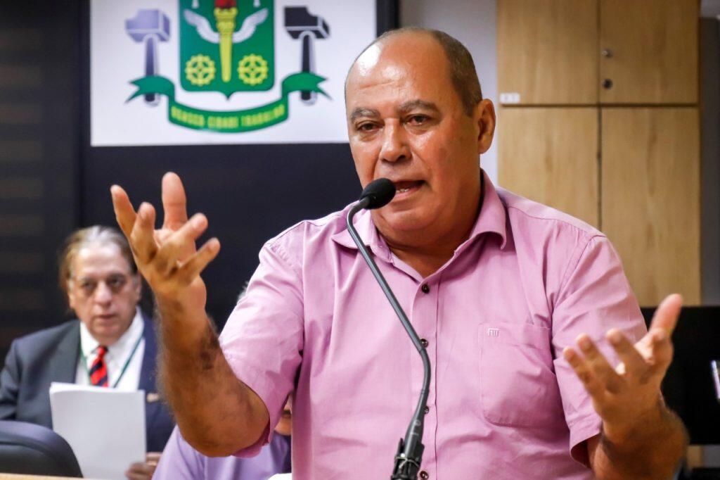 Para o vereador Didi (PSDB), o governo Bolsonaro “está mais preocupado com a economia do que com o povo"