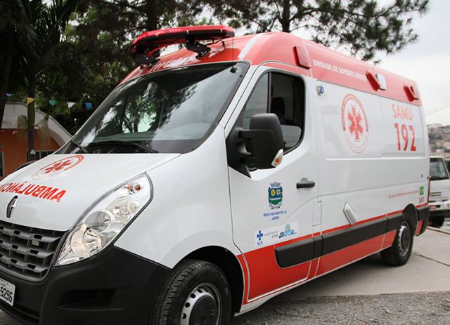 Jandira inicia contratação emergencial de motoristas de ambulância