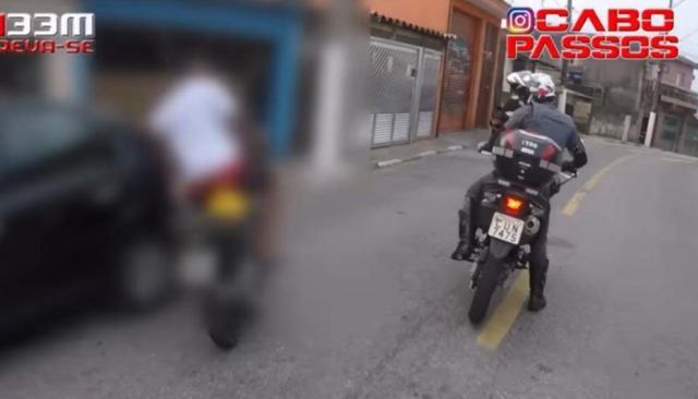 Suspeito tenta fugir da Rocam em moto suspeita comprada por R$ 800 em Carapicuíba