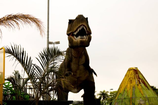 T-Rex Park, o “Parque dos Dinossauros” Shopping D
