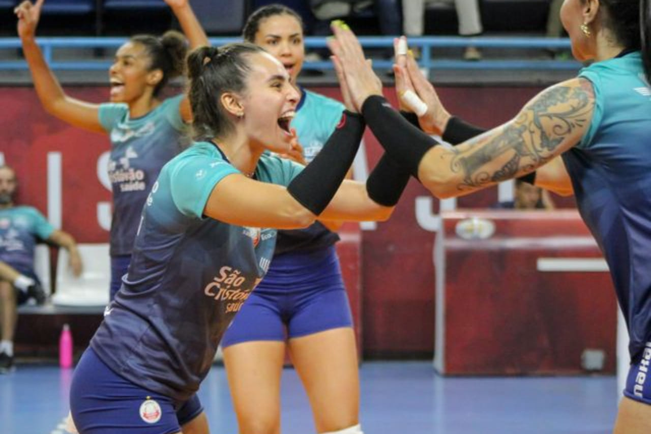 Paulista de vôlei feminino define datas e horários das semifinais - Gazeta  Esportiva