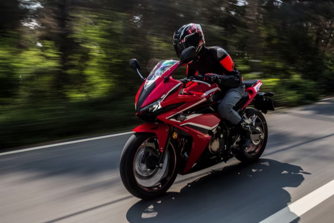 Aula de Pilotagem de Moto para Iniciantes em Sp Barueri - Aula de