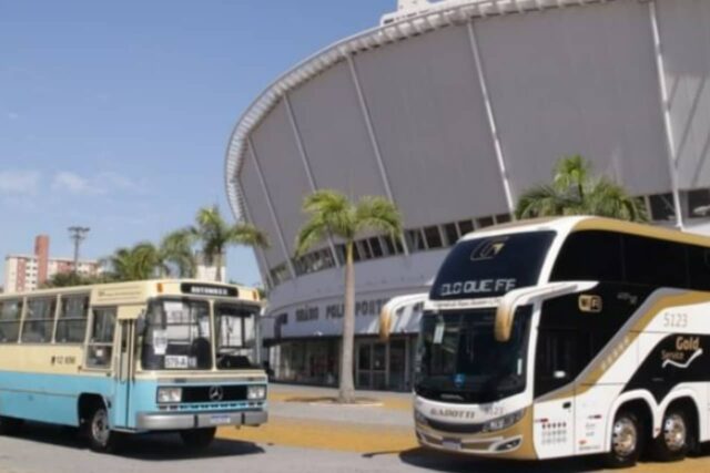 barueri exposicao de onibus antigos e modernos