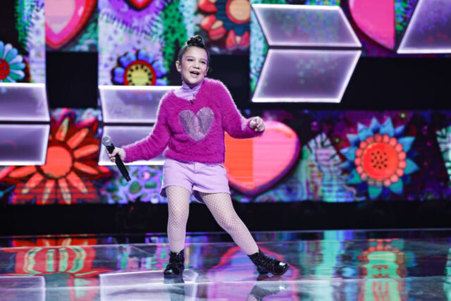 Juju Gaspar Canta Comigo Teen