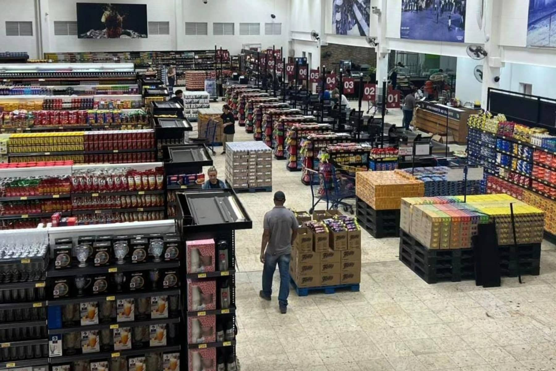 Grupo Bem Barato, que comprou o Pedroso, inaugura supermercado em Cotia  nesta quarta