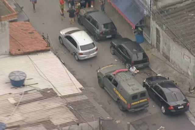 operação exercito metralhadoras furtadas (1) operação exercito metralhadoras furtadas (1)