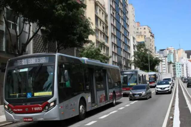 transporte publico onibus sao paulo (1)